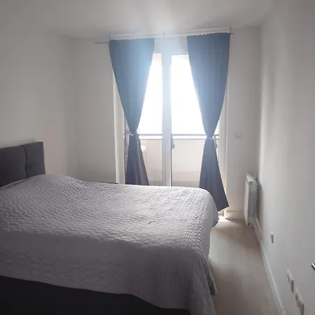 Tower - Cozy & Saraievo