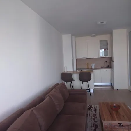 Tower - Cozy & Apartamento